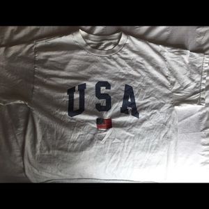 Brandy Melville USA t-shirt